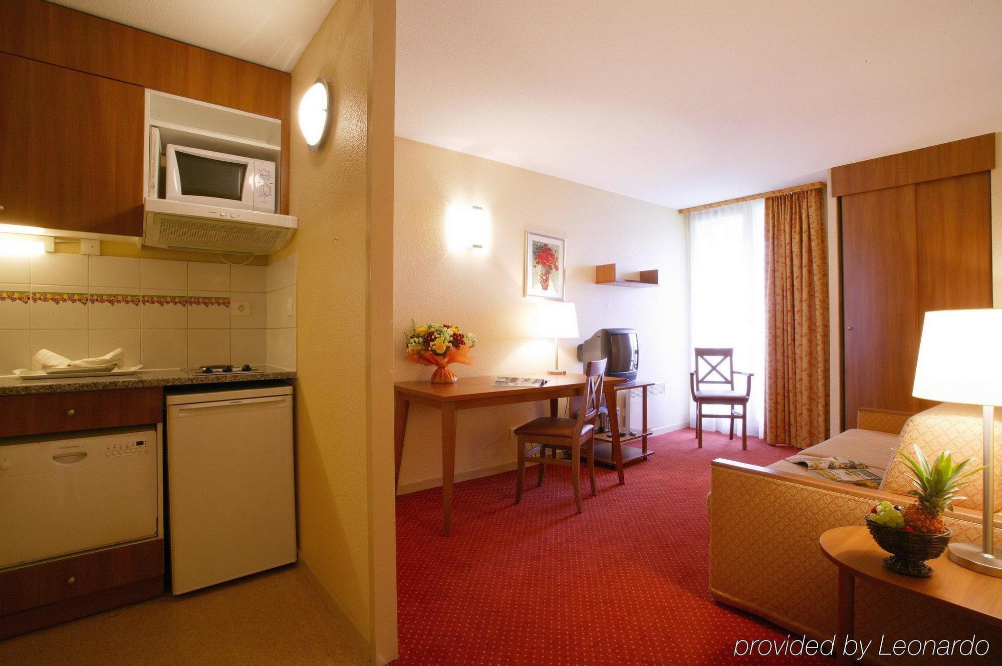 Citadines Centre Meriadeck Bordeaux Zimmer foto